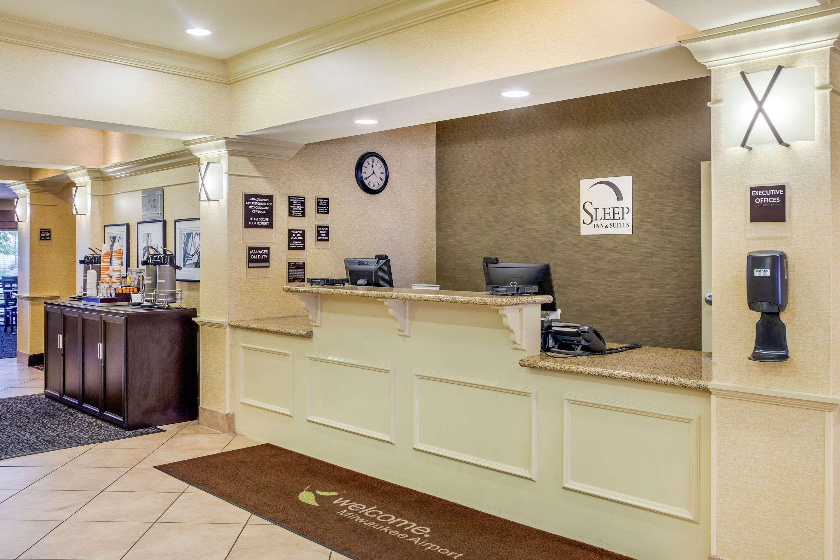Sleep Inn & Suites Airport Milwaukee Buitenkant foto